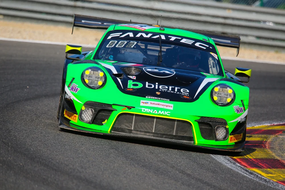 Dinamic Motorsport debütiert im ADAC GT Masters