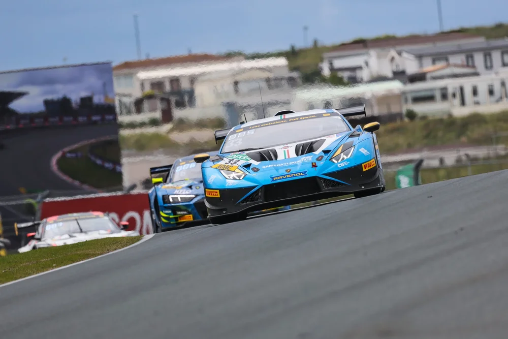 Lamborghini-Duo Primm/Zulauf holt knappen Sieg in Zandvoort