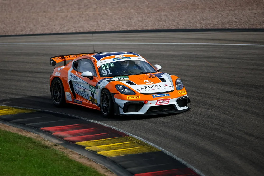 ADAC GT4 Germany: Wimmer Werk Motorsport stellt Weichen für 2026