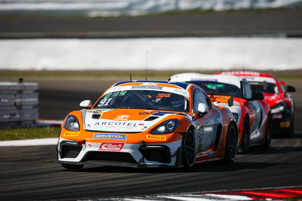 Wimmer Werk Motorsport geht 2026 mit zwei Porsche 718 Cayman GT4 RS Clubsport in der ADAC GT4 Germany an den Start