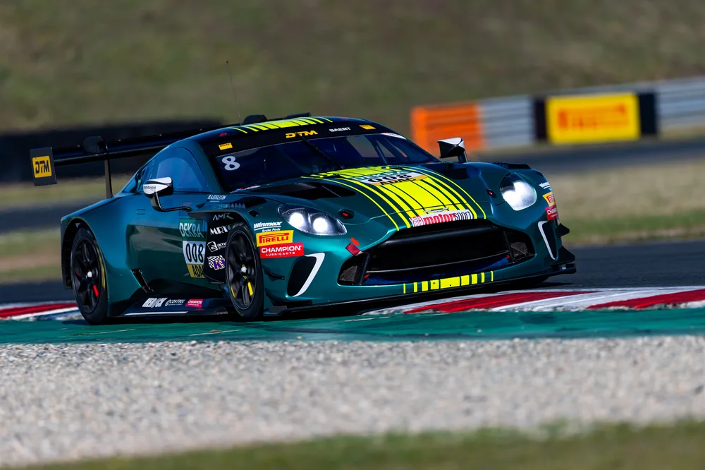 Aston Martin kehrt mit Comtoyou in das ADAC GT Masters zurück