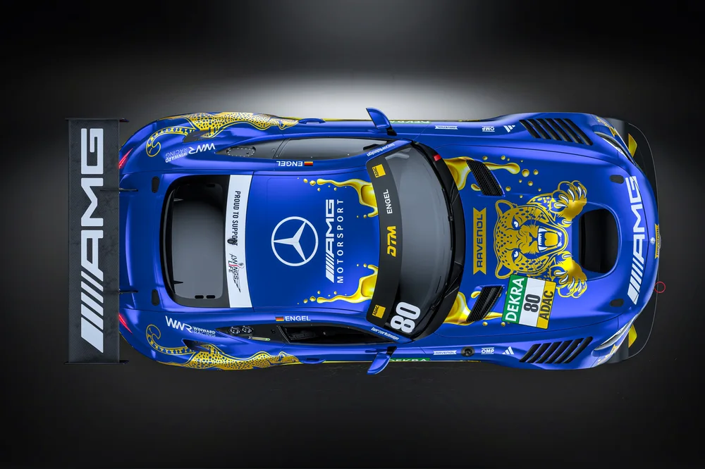 Die Startnummer 80 von Maro Engel ist eine Hommage an das 80-jährige Jubiläum von Ravenol (Foto: Mercedes-AMG)