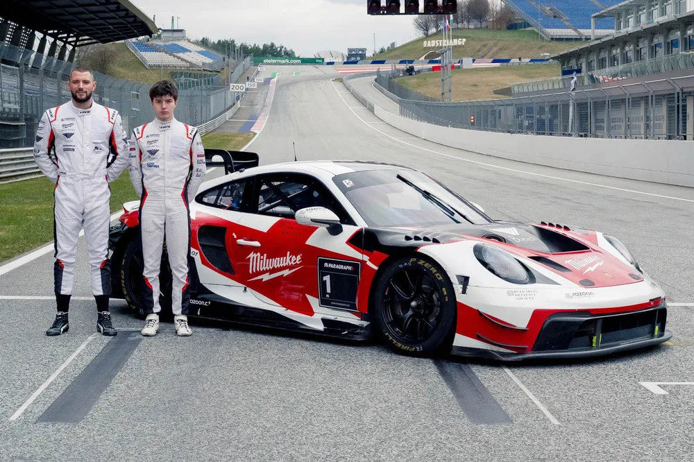 Pavel Lefterov und Mark Kastelic werden das Fahrerduo im zweiten Porsche (Foto: razoon - more than racing)