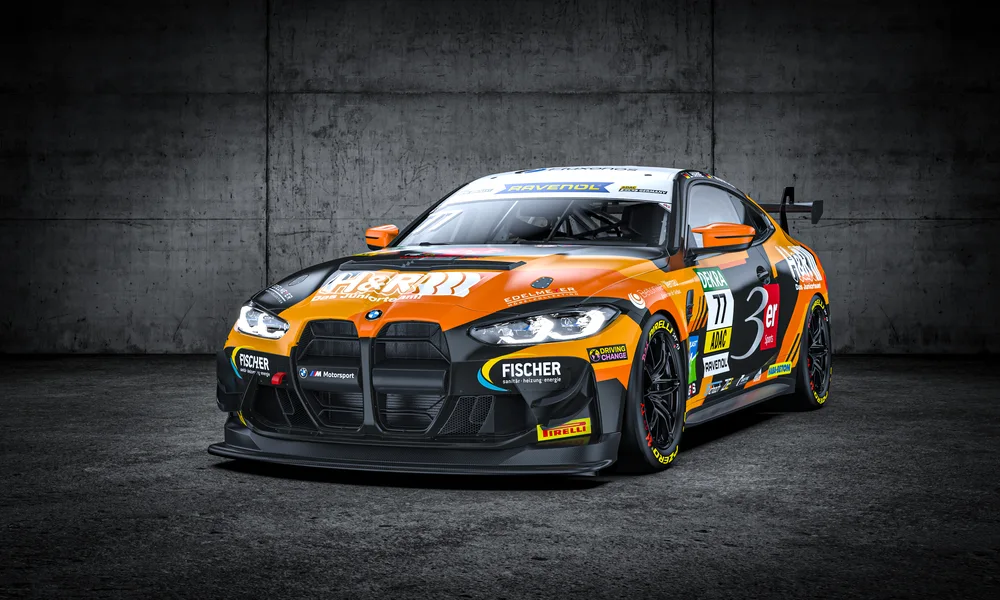 Im BMW mit der #77 sitzen Philip Wiskirchen und Linus Hahne (Foto: Berzerkdesign/ME Motorsport)