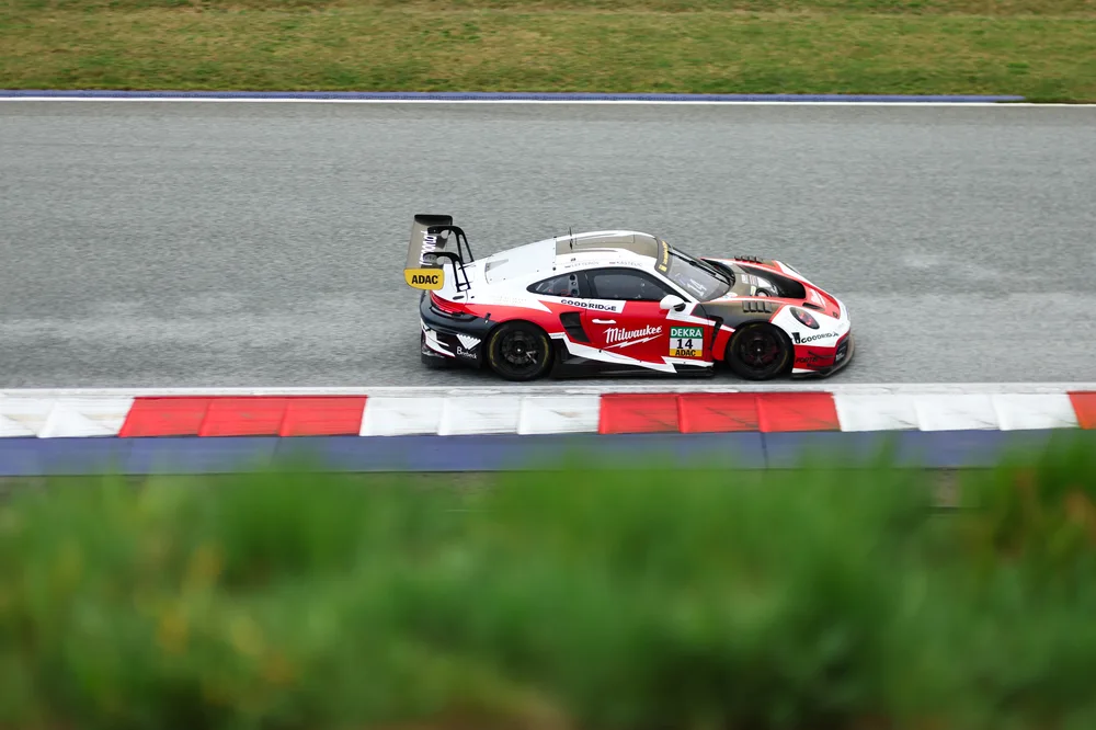 Razoon - more than Racing setzt 2026 zwei Porsche 911 GT3 R ein