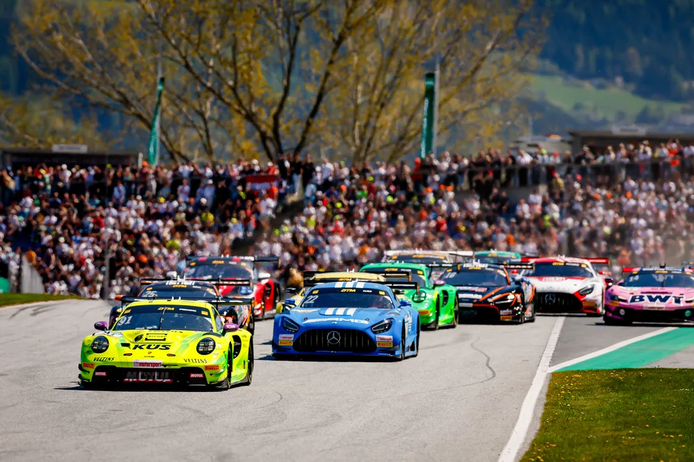 Traumstart für Österreicher: Preining jubelt vor Auer auf dem Red Bull Ring
