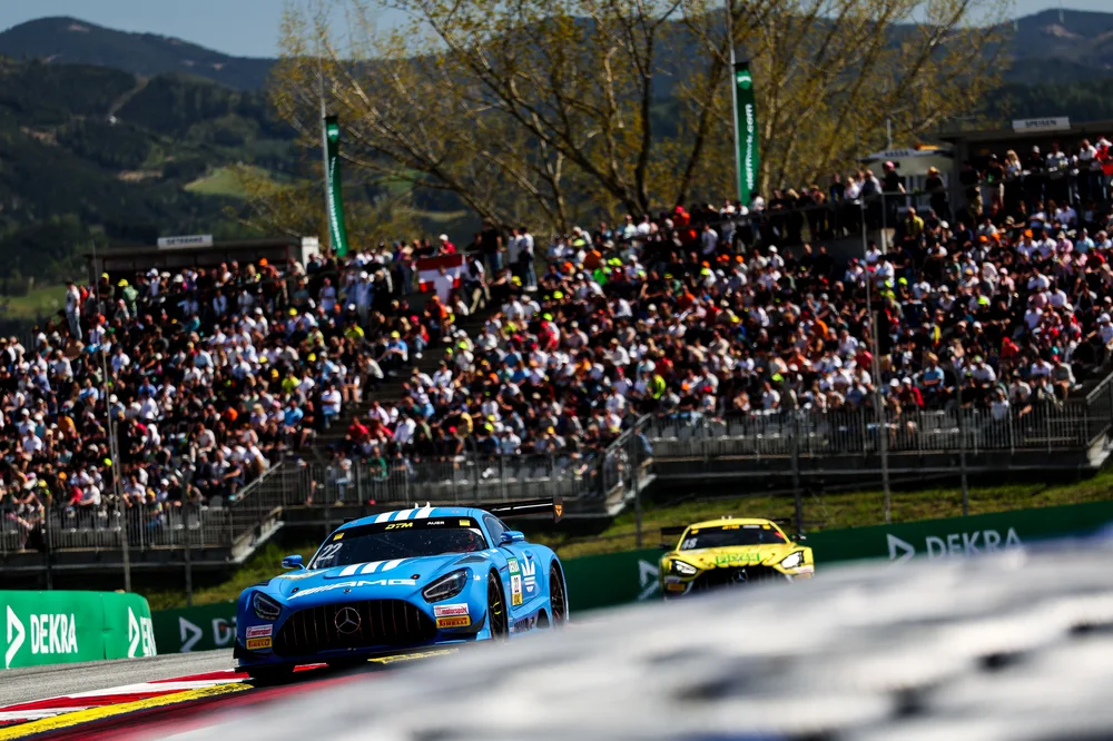 Platz zwei vor heimischen Fans für Mercedes-AMG-Pilot Lucas Auer
