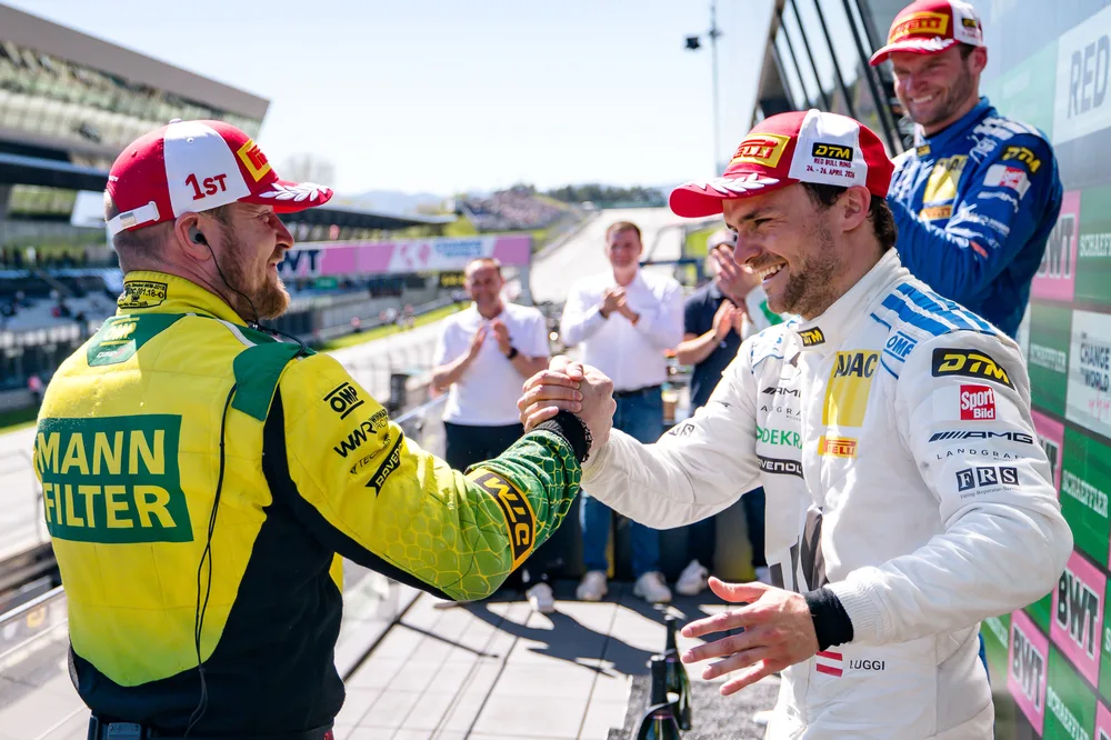 Mercedes-AMG-Pilot Lucas Auer (rechts) stand beim Heimspiel auf dem Podium