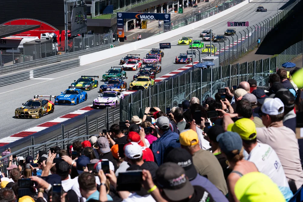Die DTM startete erstmals auf dem Formel-1-Kurs in der Steiermark in die Saison