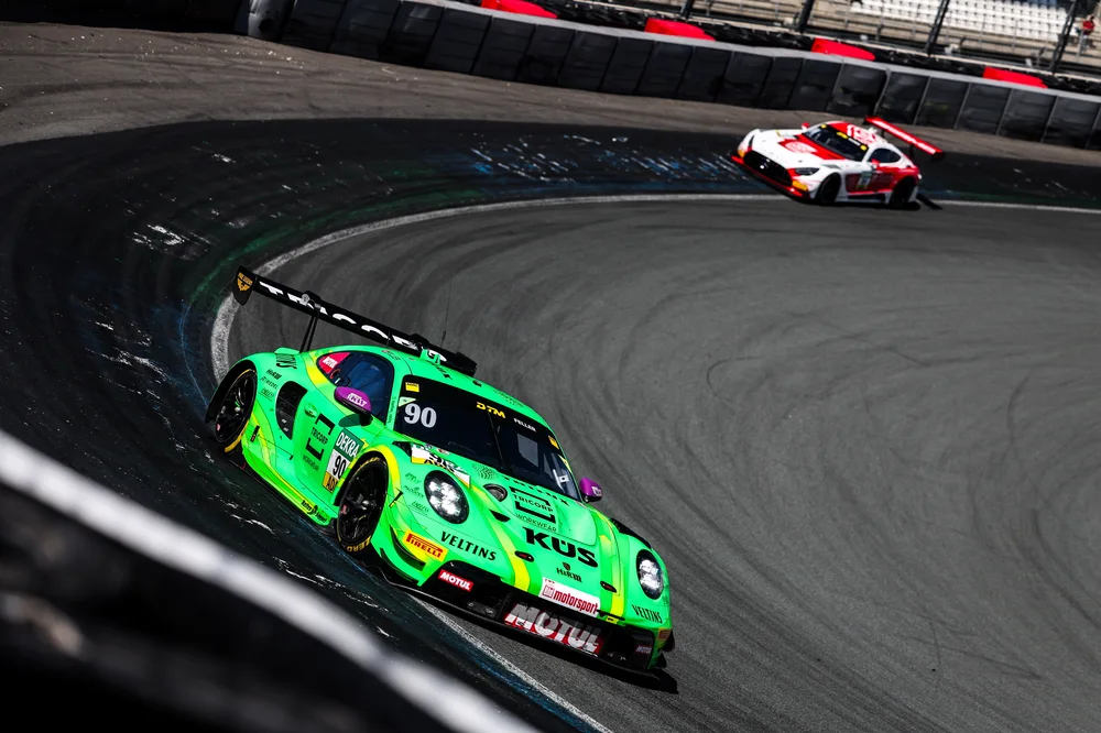 Ricardo Feller steuerte den zweiten Porsche von Manthey auf den fünften Platz
