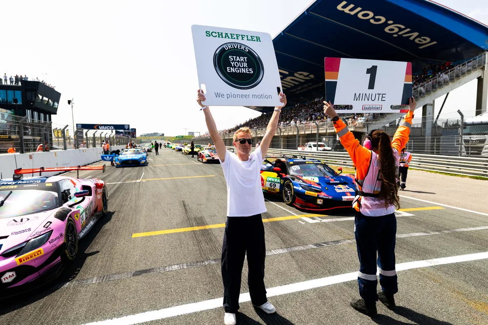 Fabian Wegmann schickte die DTM-Stars ins Samstagsrennen in Zandvoort