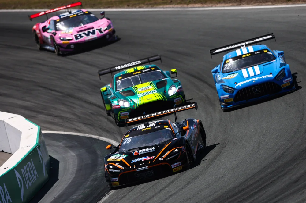 Ben Dörr erreichte im DTM-Sonntagsrennen als Zweiter das Ziel