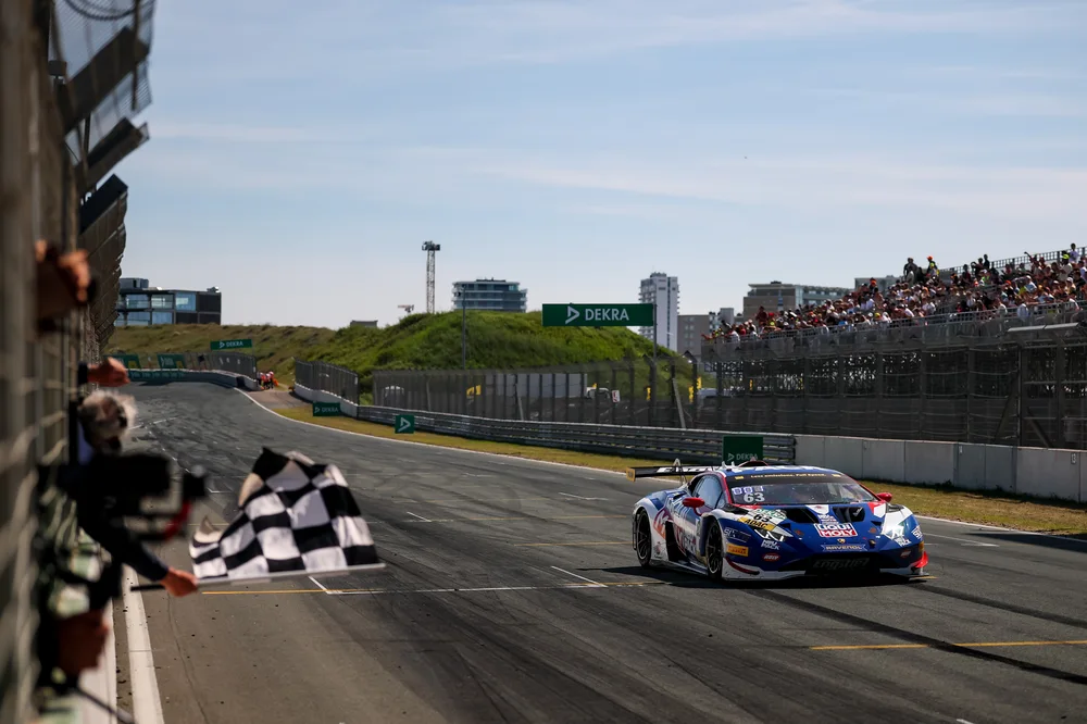 In Zandvoort feierte das Liqui Moly Team Engstler Motorsport den zweiten Saisonsieg