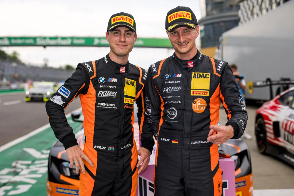 Leyton Fourie und Tim Zimmermann sicherten sich Rang zwei im FK Performance Motorsport-BMW