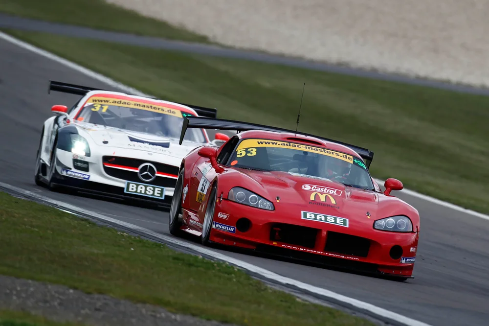 2011 ging Gottfried Grasser noch in einer Dodge Viper im ADAC GT Masters an den Start