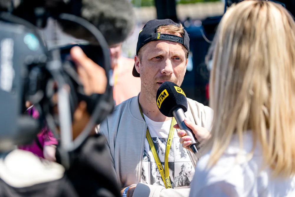 Entertainer Oliver Pocher schätzt die besondere Atmosphäre bei der DTM