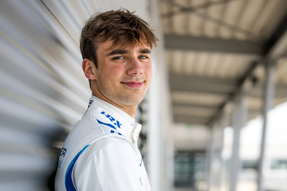 Der Hürther Nico Hantke ist mehrfacher Sieger im ADAC GT Masters und feiert sein Comeback mit Prosport Racing im Mercedes-AMG GT3