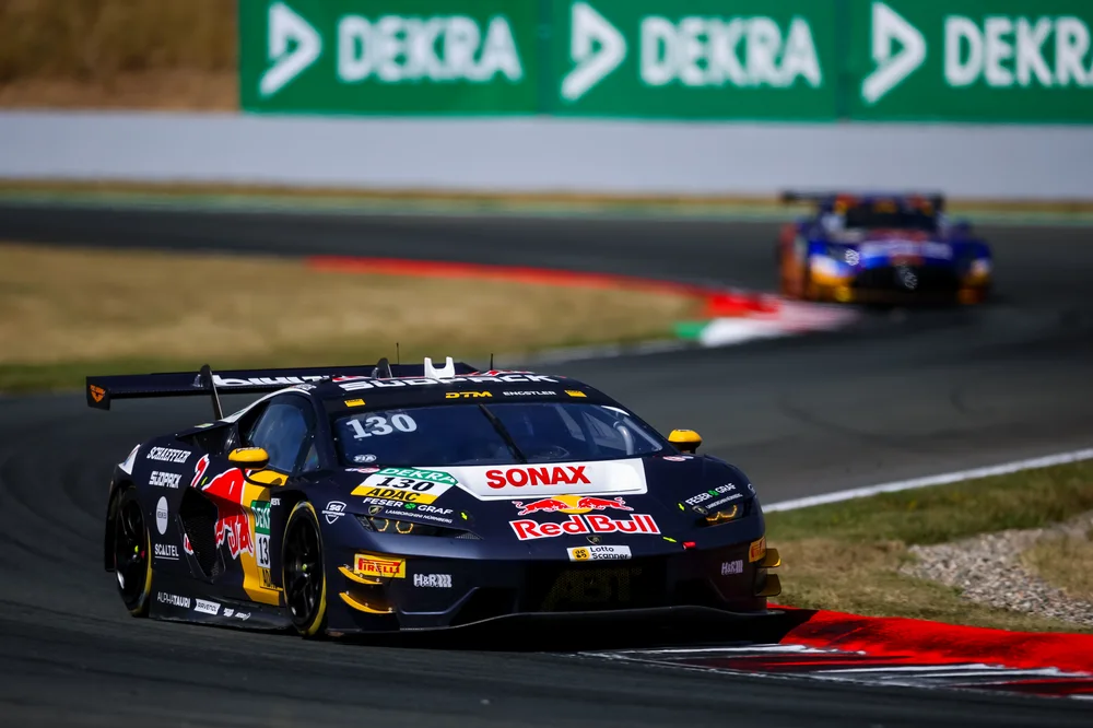 Erstes Podium in der laufenden Saison für Lamborghini-Pilot Luca Engstler