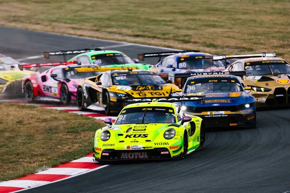Thomas Preining steuerte seinen Porsche 911 GT3 R auf Rang drei