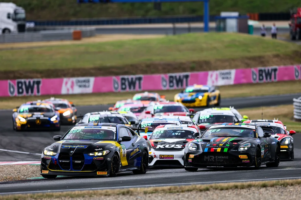 ADAC GT4 Germany startet auf dem Nürburgring in die heiße Saisonphase
