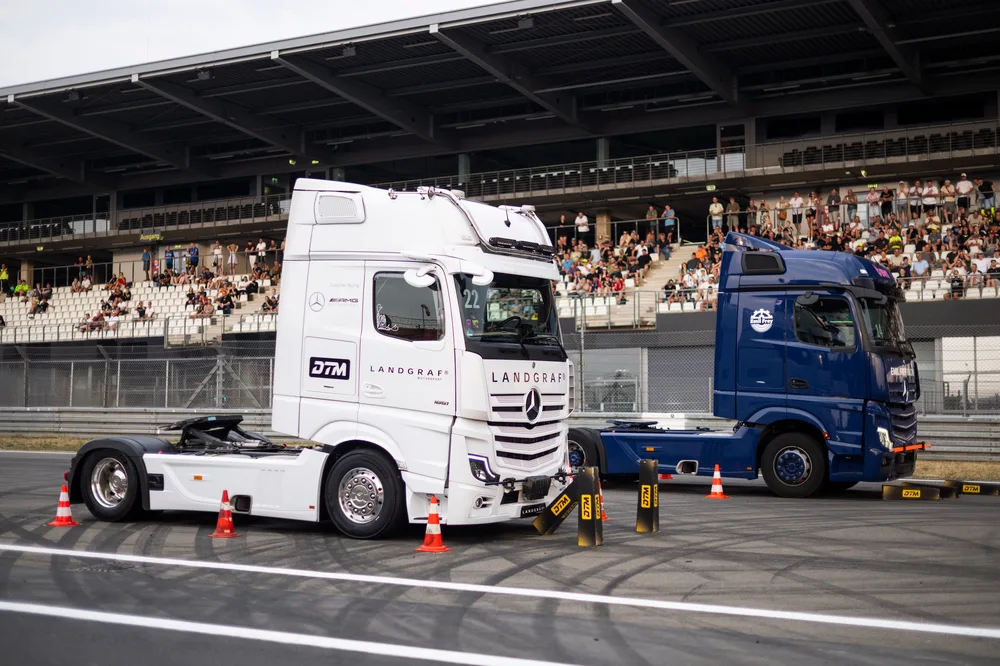 Das Mercedes-AMG Team Landgraf gewann den Wettbewerb „DTM-Trucks Go and Stop“