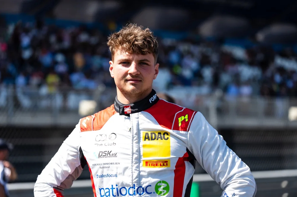 Simon Connor Primm gibt am Sachsenring sein DTM-Debüt