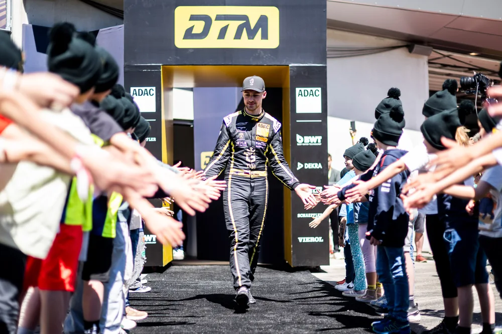 Nach erfolgreicher Reha zurück in der DTM: Maximilian Paul