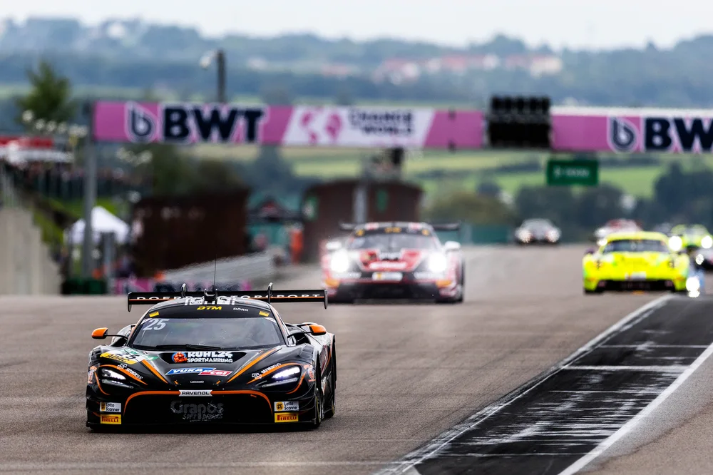 Ben Dörr fuhr von Startplatz vier aus zum Sieg auf dem Sachsenring