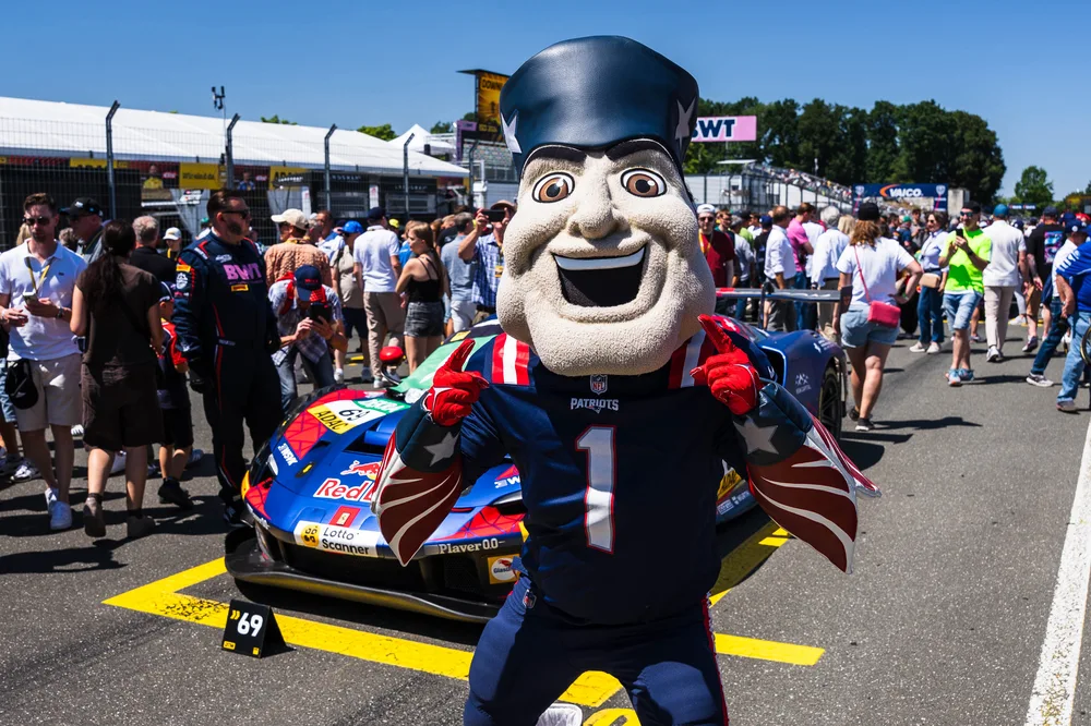 Auch Patriots-Maskottchen Pat Patriot ist beim DTM-Finale dabei