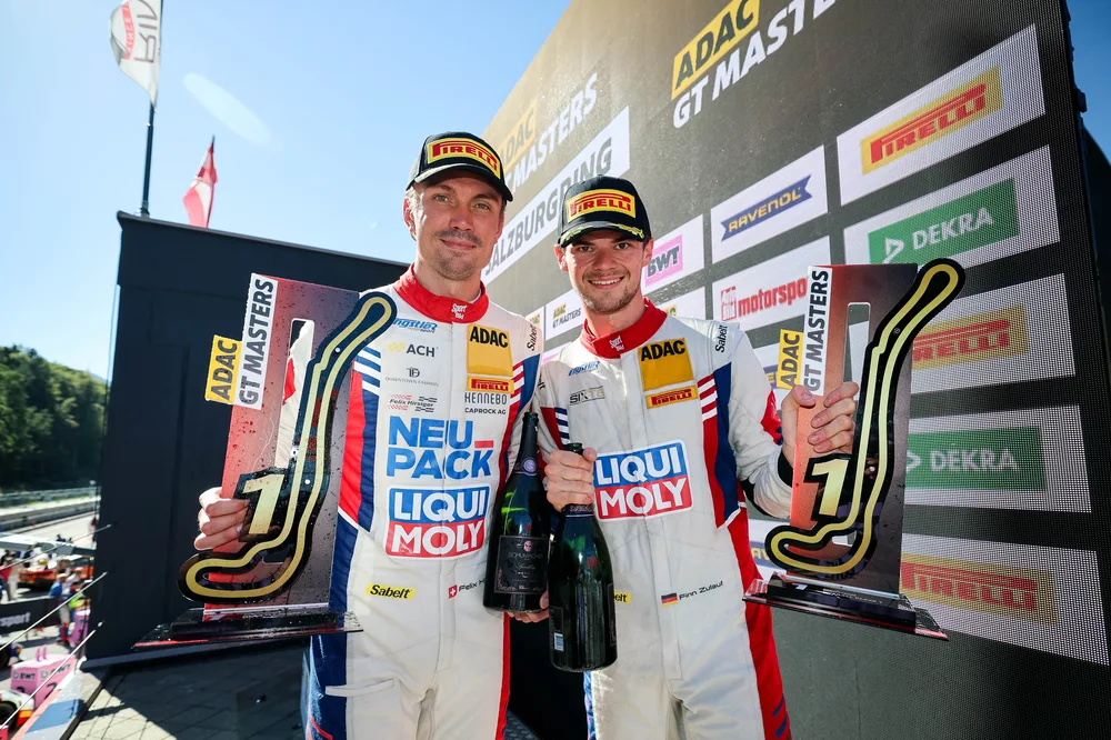 Die ersten Herausforderer: Felix Hirsiger und Finn Zulauf vom Liqui Moly Team Engstler Motorsport