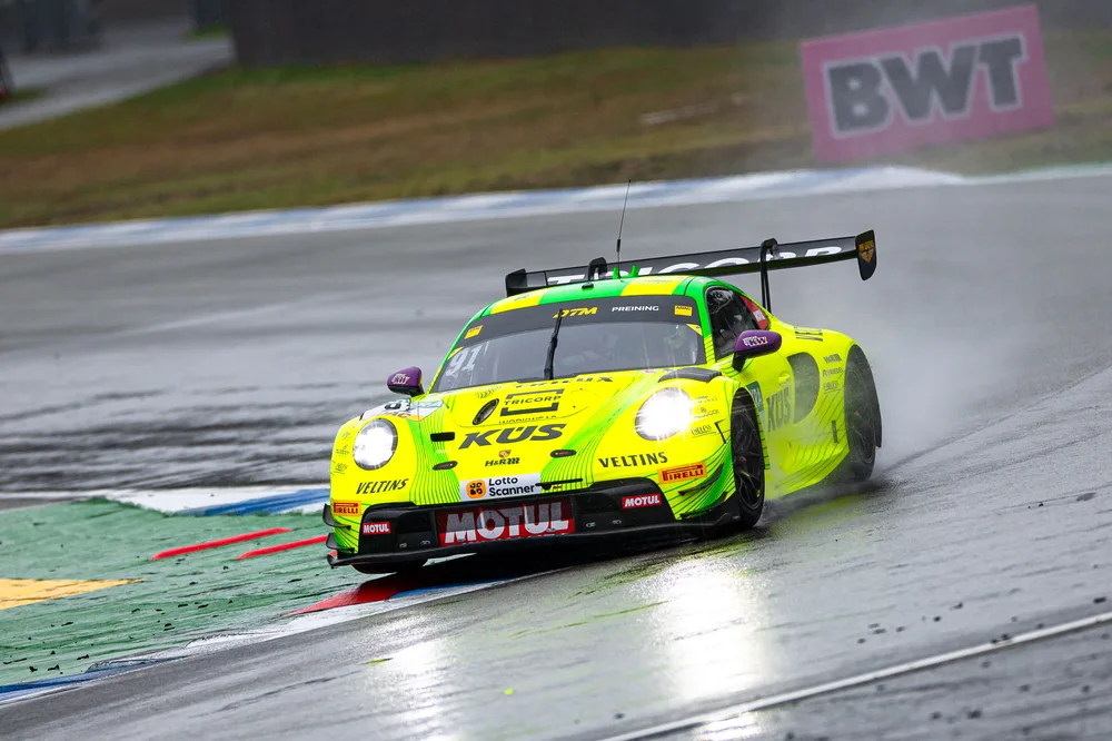 Auch auf nasser Strecke schnellster DTM-Pilot: Spitzenreiter Thomas Preining