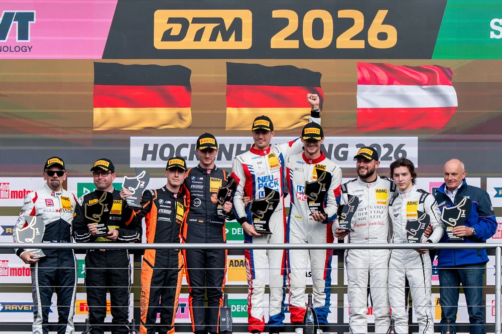 Das Podium: Petr Fulin, Gerhard Tweraser, Leyton Fourie, Tim Zimmermann, Felix Hirsiger, Finn Zulauf, Pavel Lefterov, Mark Kastelic, Franz Engstler (v.l.)
