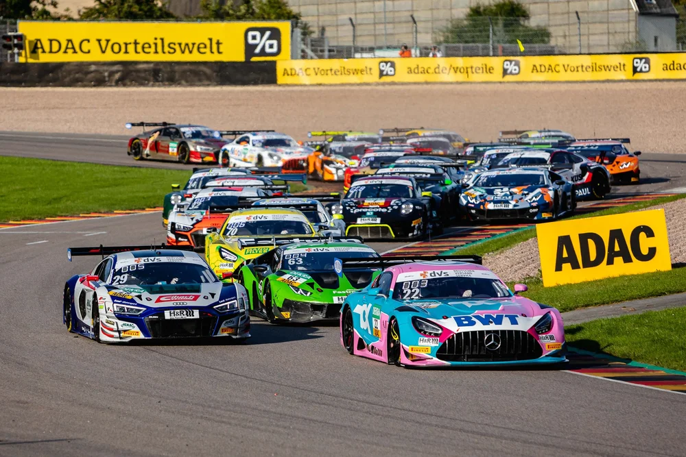 Nachhaltig und innovativ: Neuer Shell-Kraftstoff für das ADAC GT Masters