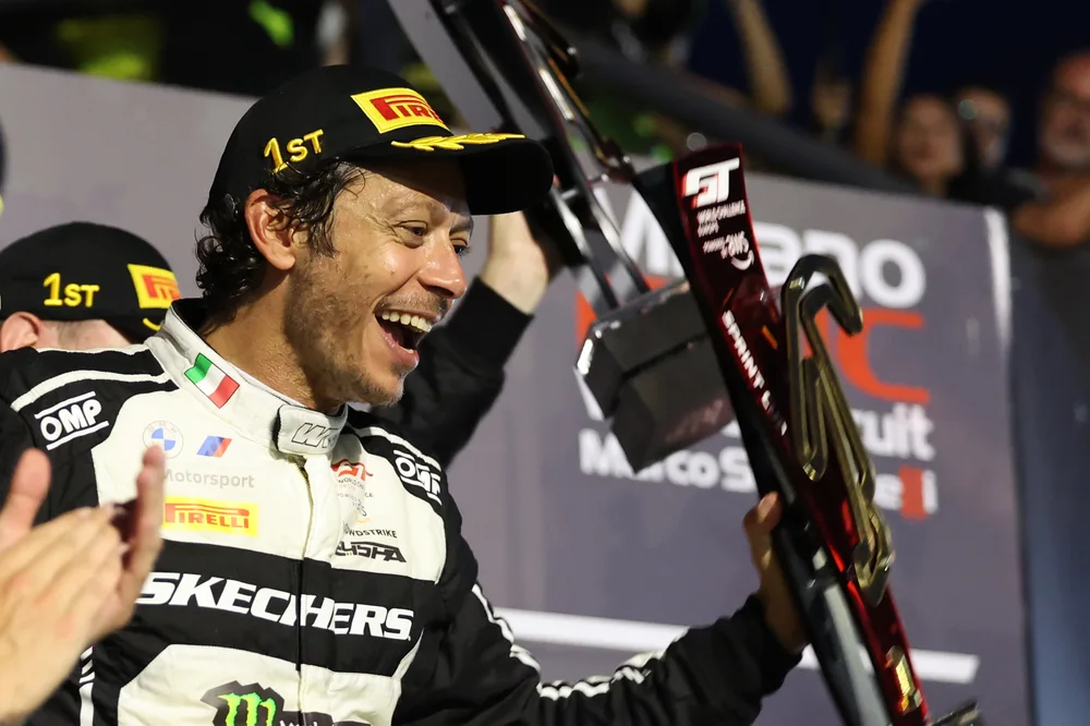 Rossi kehrt mit Hesse und Harper bei Team WRT BMW Vollzeit in die GT-Welt zurück