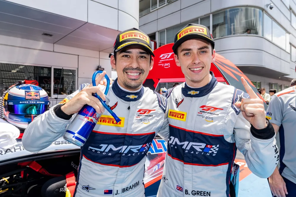 Sein Tempo dort zu halten erfordert Engagement – Ben Green über seine Rückkehr nach Brands Hatch und die Jagd nach dem Sprint Cup-Titel – Galerie 2 – Foto 3