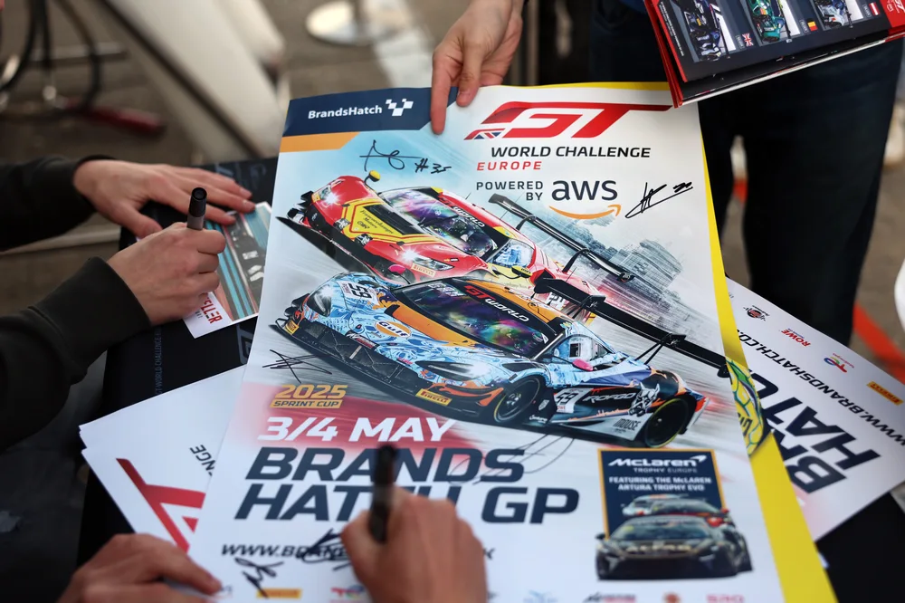 Alles, was Sie über den Saisonauftakt des Sprint Cup in Brands Hatch wissen müssen – Galerie 2 – Foto 1