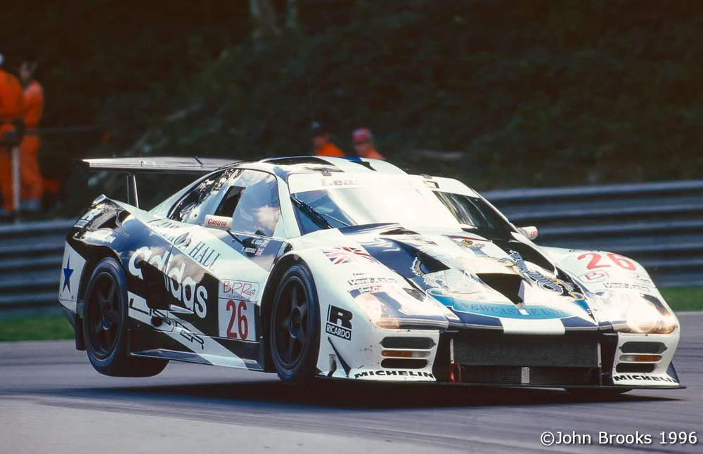 GT World Rückblick: Wie der internationale GT-Rennsport 1996 Brands Hatch begeisterte – Galerie 2 – Foto 4