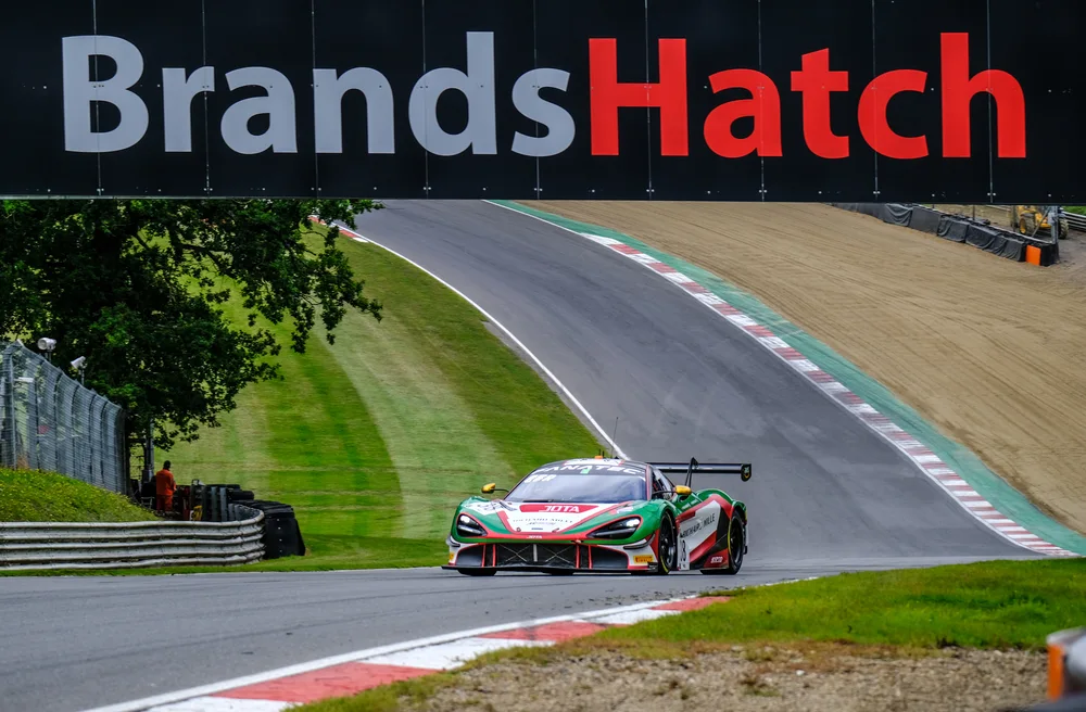 Die Top-Fünf-Rennen der GT World Challenge in Brands Hatch – Galerie 2 – Foto 2
