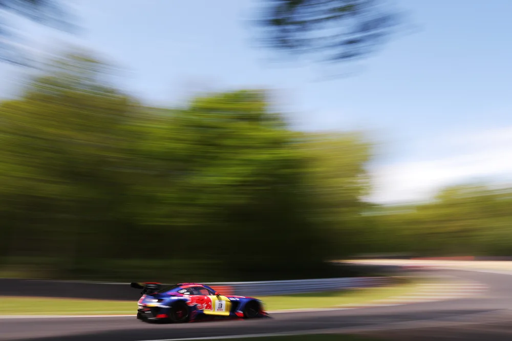 Freies Training 2: Das Mercedes-AMG Team Verstappen Racing liegt mit Juncadella in Führung