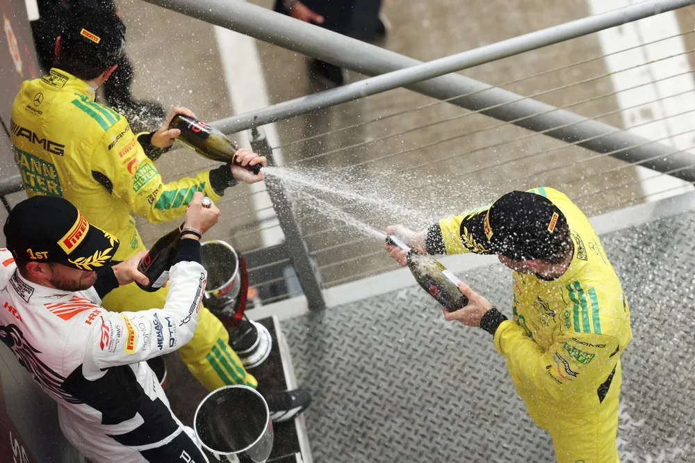 Rennen 2: Lionspeed GP Porsche gewinnt mit überzeugendem Sieg im Rennen 2 in Brands Hatch – Galerie 2 – Foto 1
