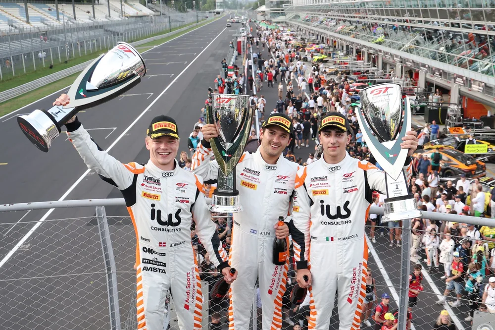 Audi ist wieder auf dem Siegerpodest, als Tresor Attempto Racing einen bemerkenswerten Sieg in Monza einfährt