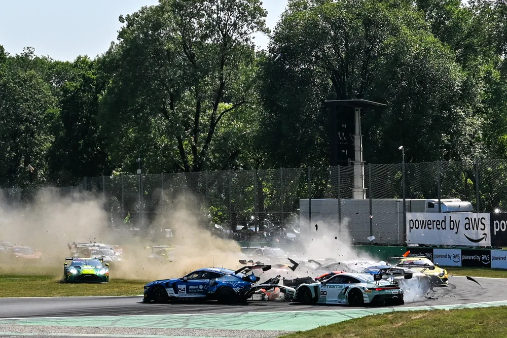Audi ist wieder auf dem Siegerpodest, als Tresor Attempto Racing einen bemerkenswerten Sieg in Monza einfährt – Galerie 2 – Foto 1