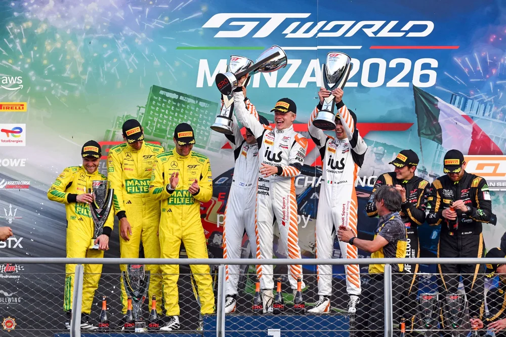 Der GT World Challenge powered by AWS liefert wieder einmal eine packende Veranstaltung in Monza, als ein volles Wochenende in einem atemberaubenden Rennen gipfelt – Galerie 2 – Foto 1