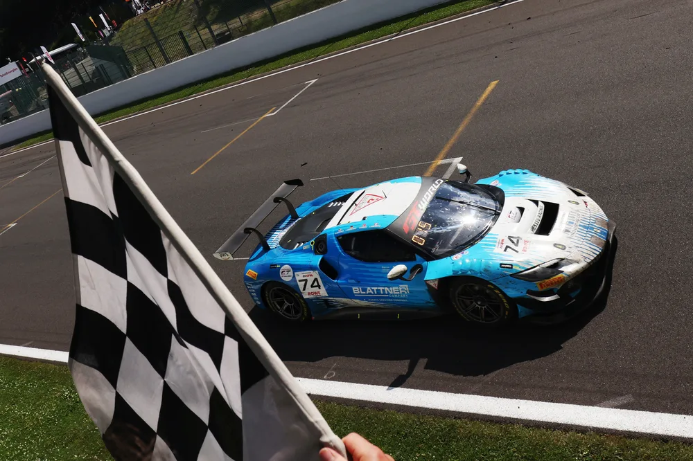 Vorschau auf die CrowdStrike 24 Stunden von Spa: Bronze Cup – Galerie 2 – Foto 1