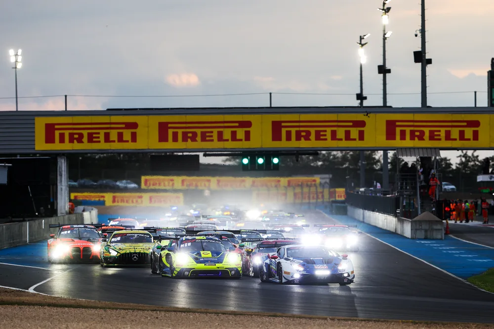 Rennvorschau: Ein rekordbrechendes Sprint Cup-Feld macht sich auf den Weg nach Magny-Cours – Galerie 2 – Foto 1