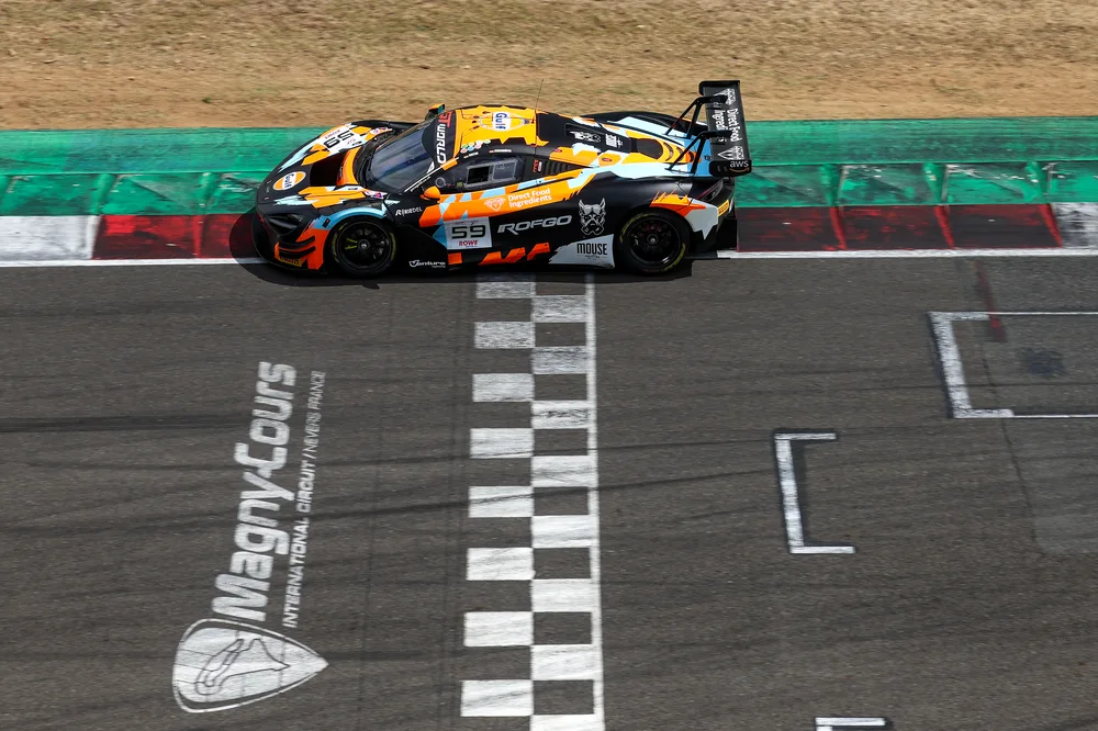 Rennvorschau: Ein rekordbrechendes Sprint Cup-Feld macht sich auf den Weg nach Magny-Cours – Galerie 2 – Foto 4