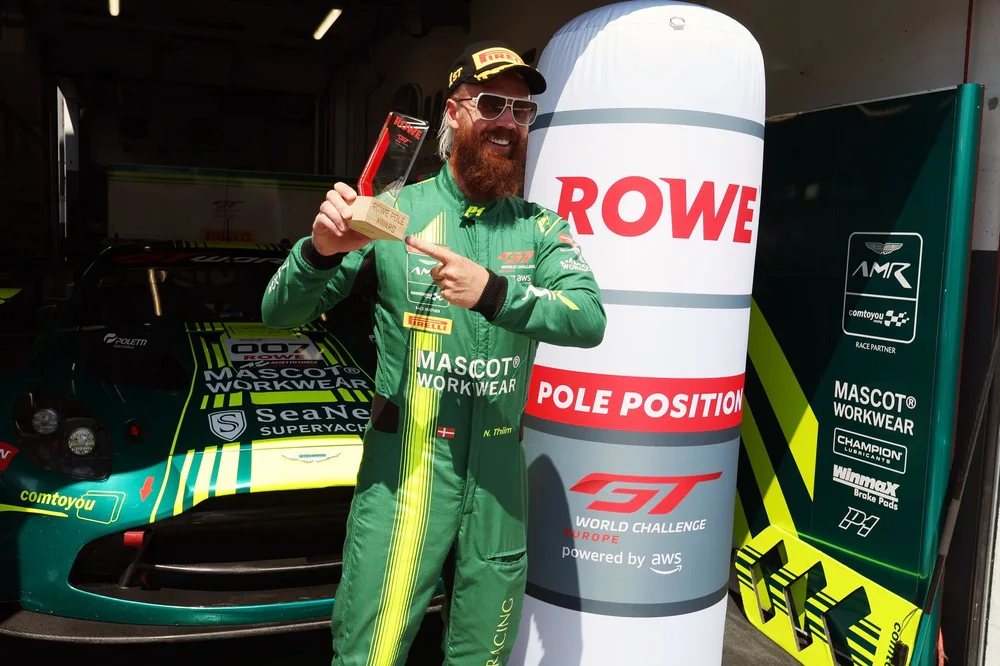 Qualifying 2: Thiim sichert sich die Pole-Position, nachdem Van der Linde seine Rundenzeiten im Q2 gestrichen wurden