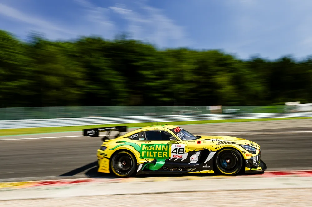 Es ist vorbei, wenn es vorbei ist – Lucas Auer nimmt den Endurance-Titel nicht vor dem Nürburgring-Wochenende als sicher hin