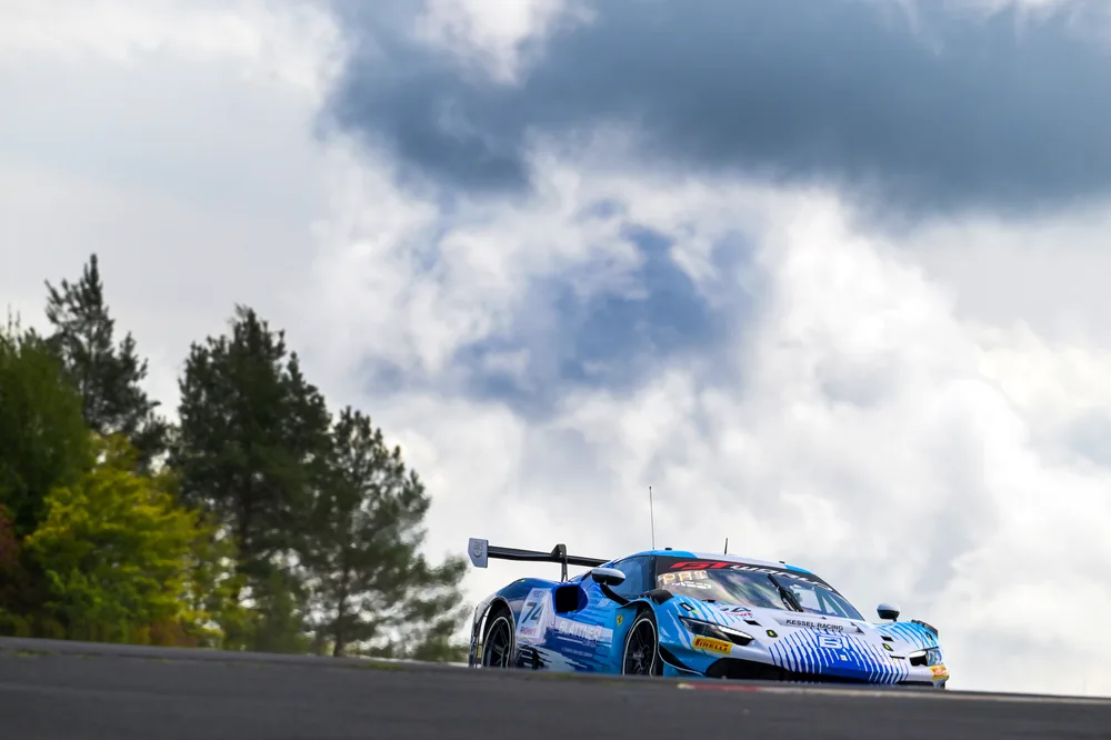 FREITAGSTEST: Debütant Dressler am Nürburgring der Schnellste